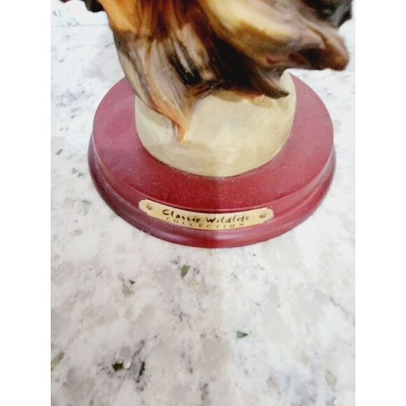 Classic Wildlife Collection Vtg Lion Figurine Heavy Statue 8.5" Tall Animal - Picture 3 of 8